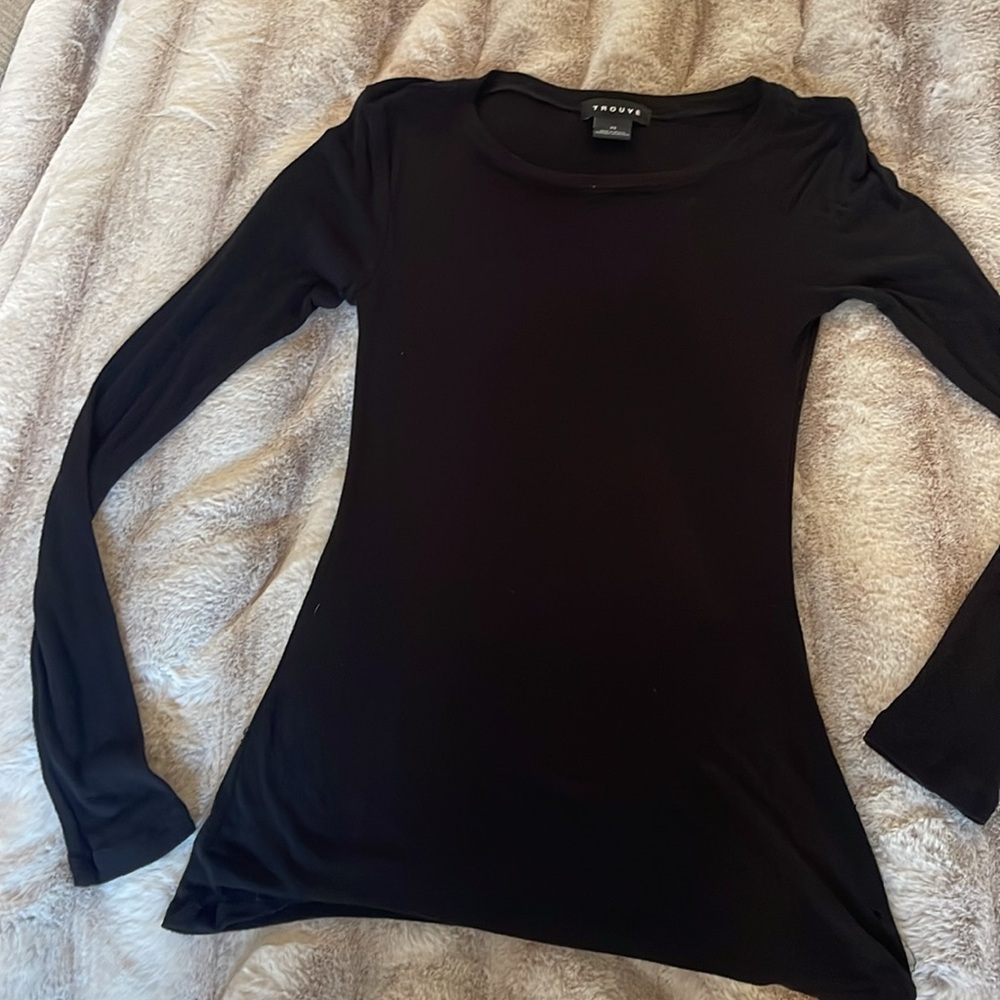 Trouvé XS lightweight long sleeve super soft shirt